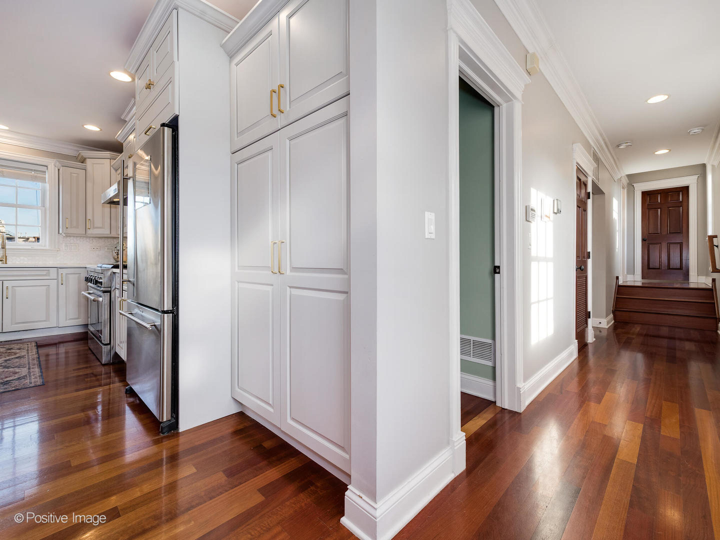 921 W Diversey Parkway Unit: 4