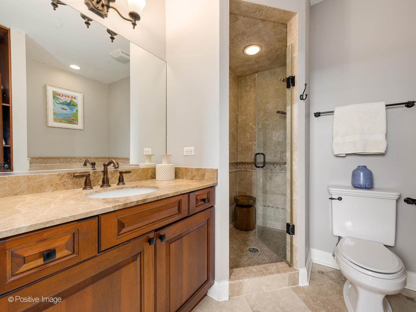 921 W Diversey Parkway Unit: 4