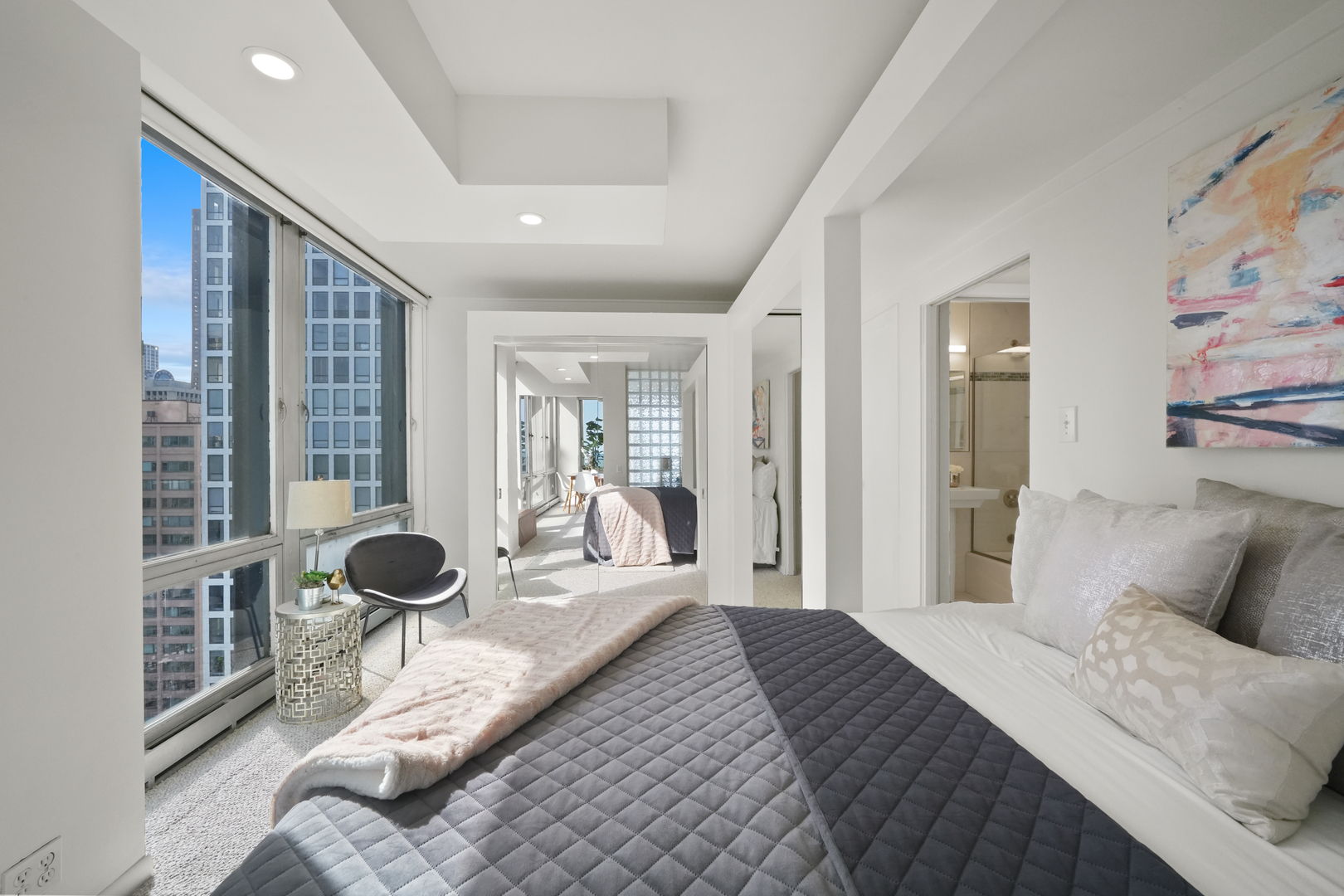 880 N LAKE SHORE Drive Unit: 22D
