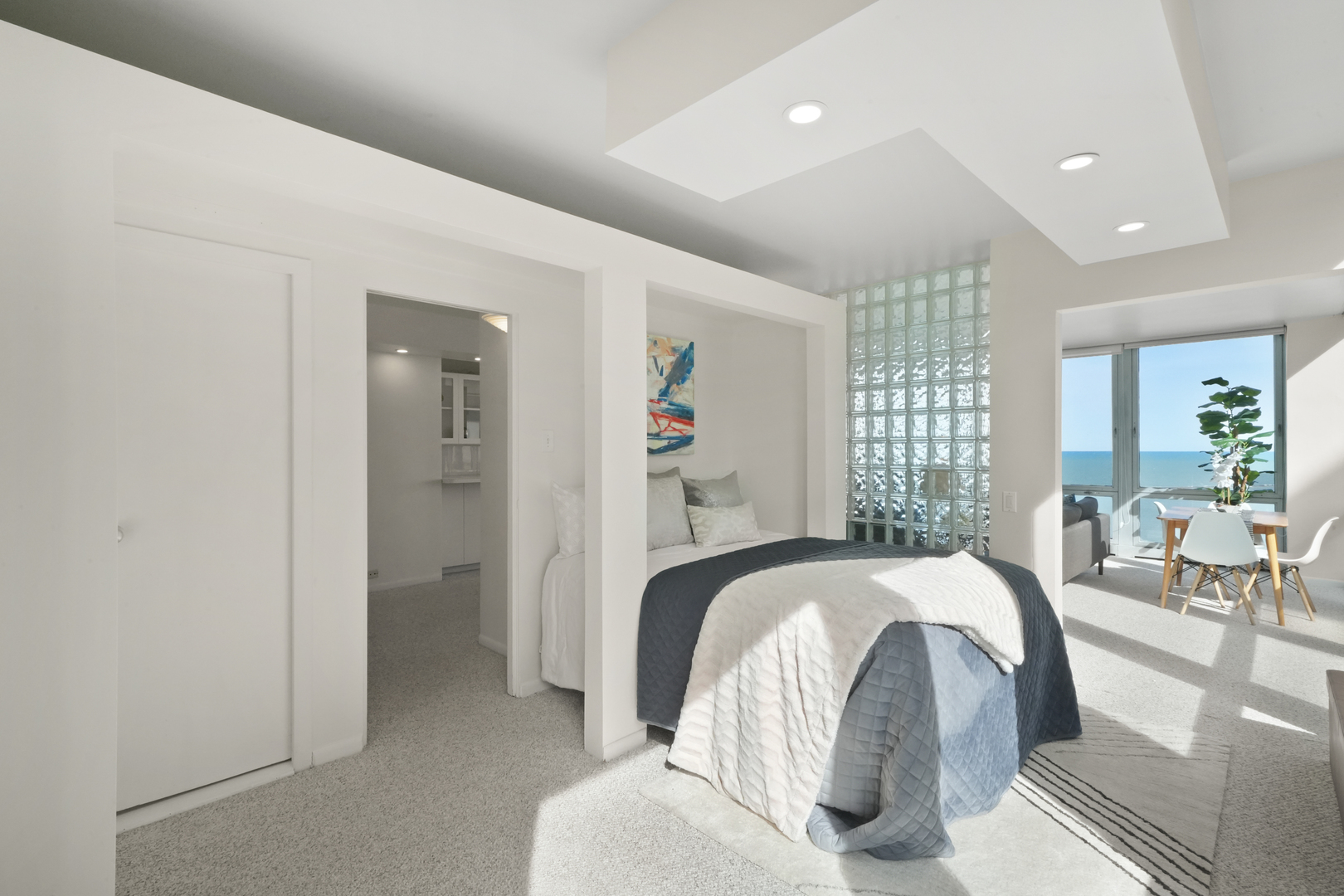 880 N LAKE SHORE Drive Unit: 22D