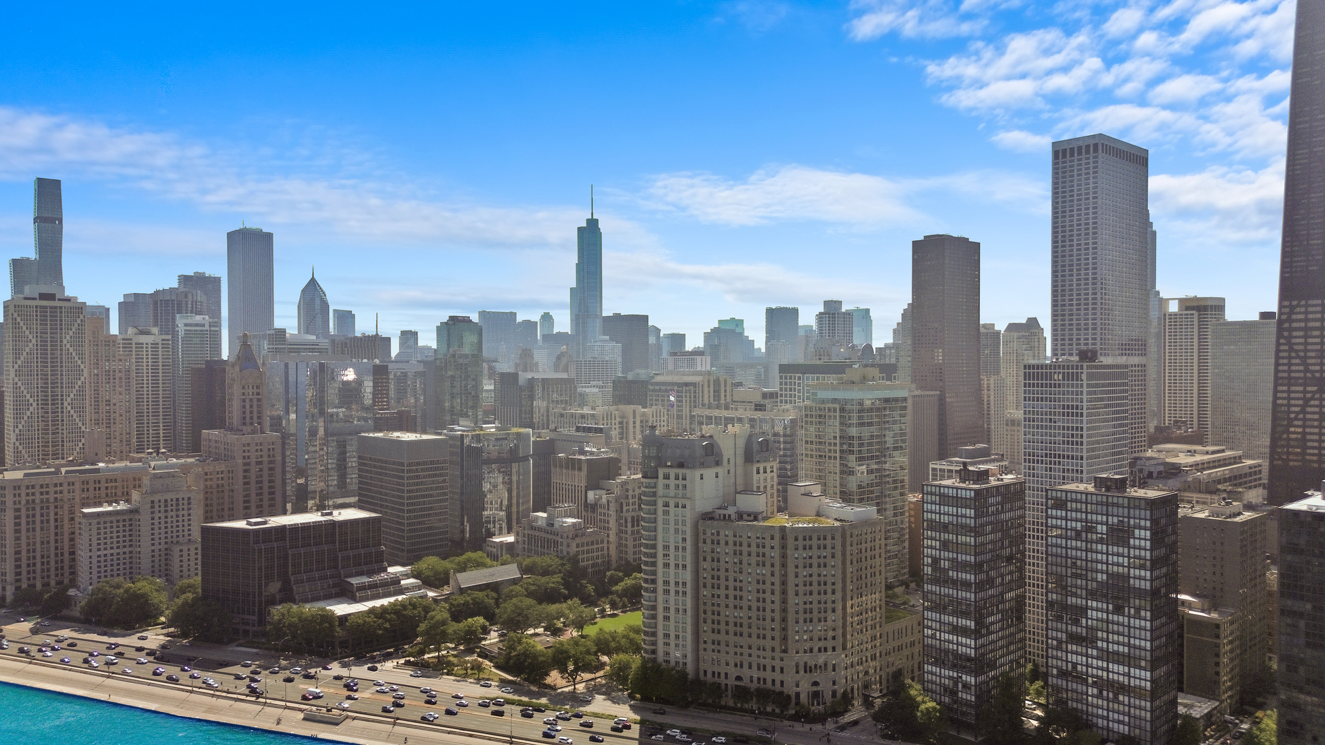 880 N LAKE SHORE Drive Unit: 22D