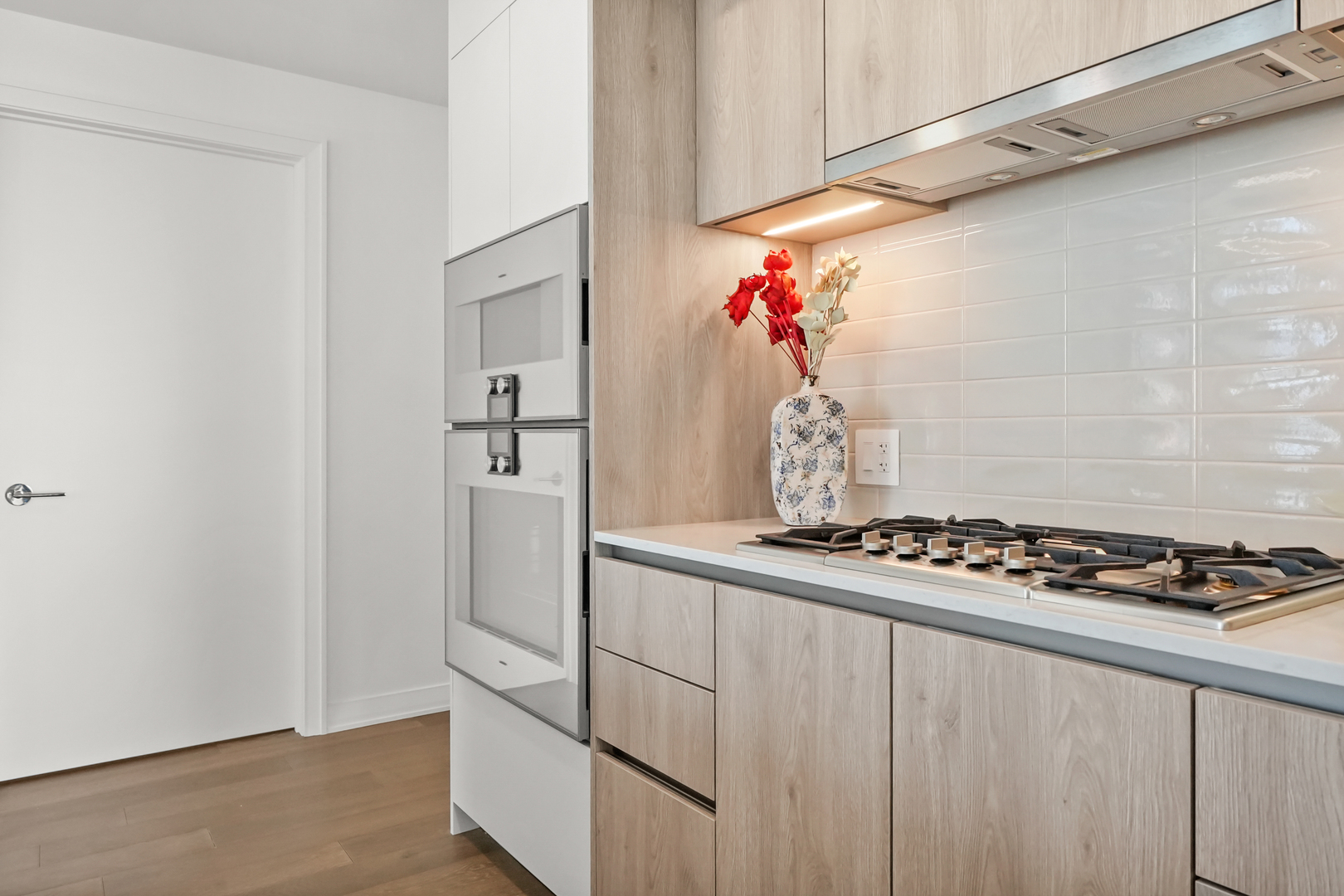 211 N Harbor Drive Unit: 1001