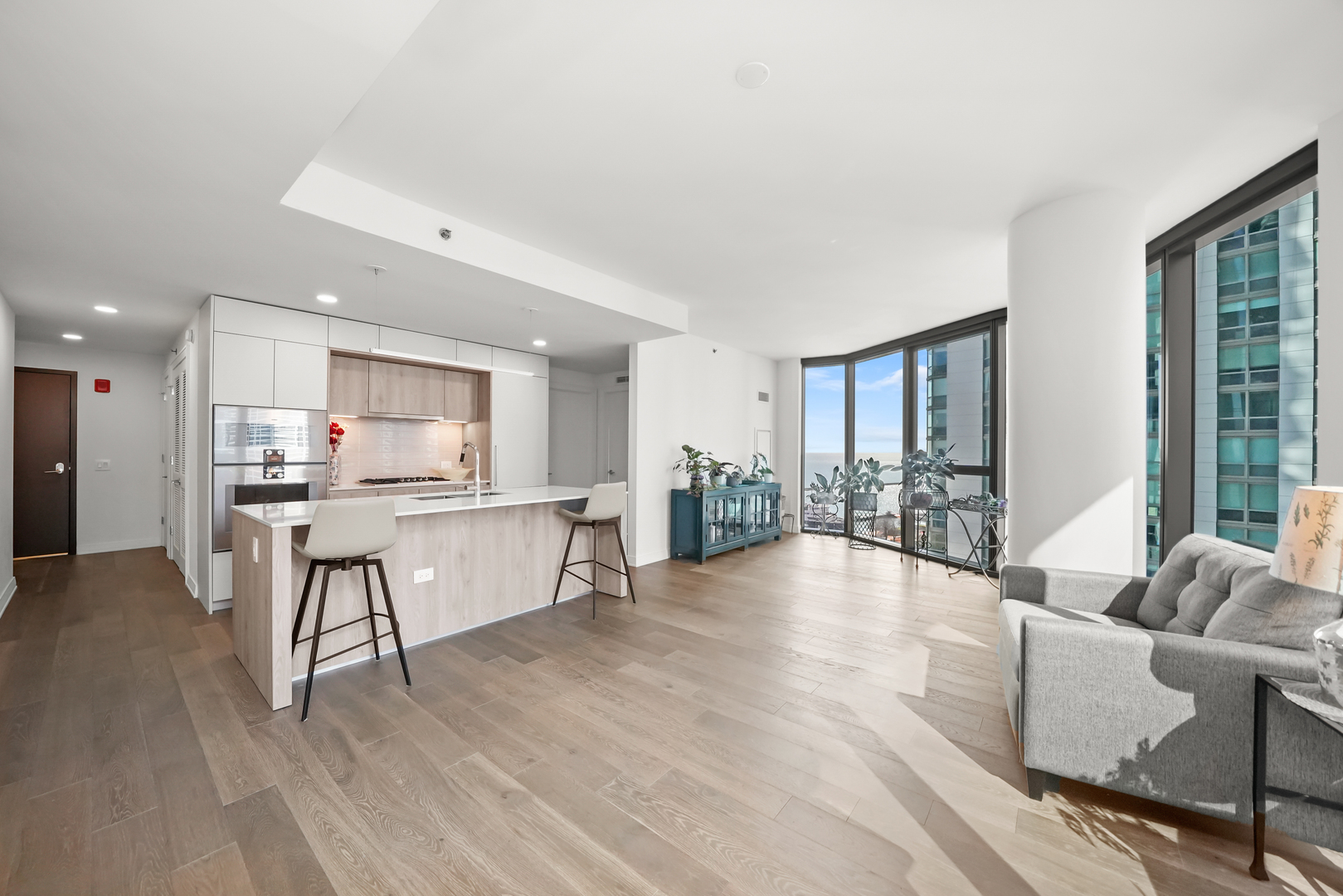 211 N Harbor Drive Unit: 1001