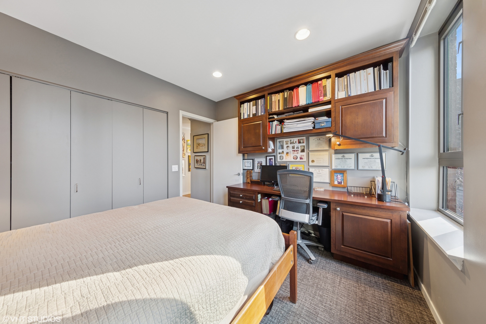 400 N Clinton Street Unit: 403