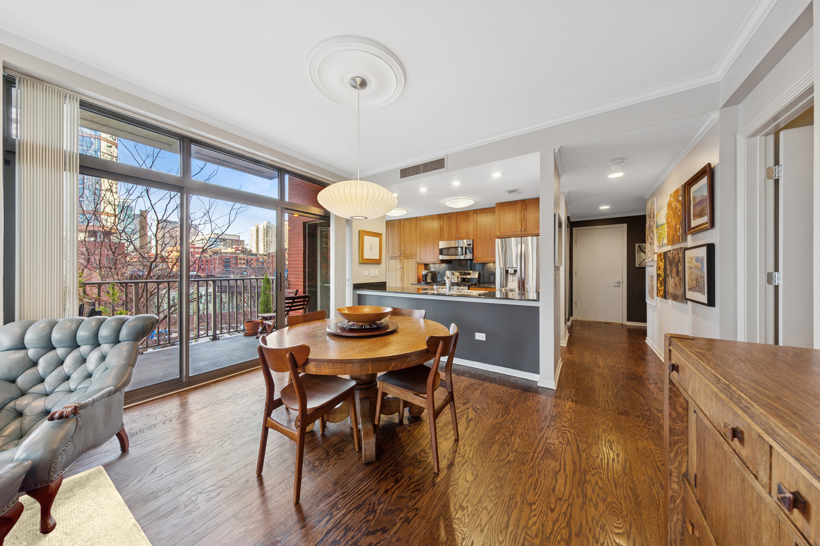 400 N Clinton Street Unit: 403