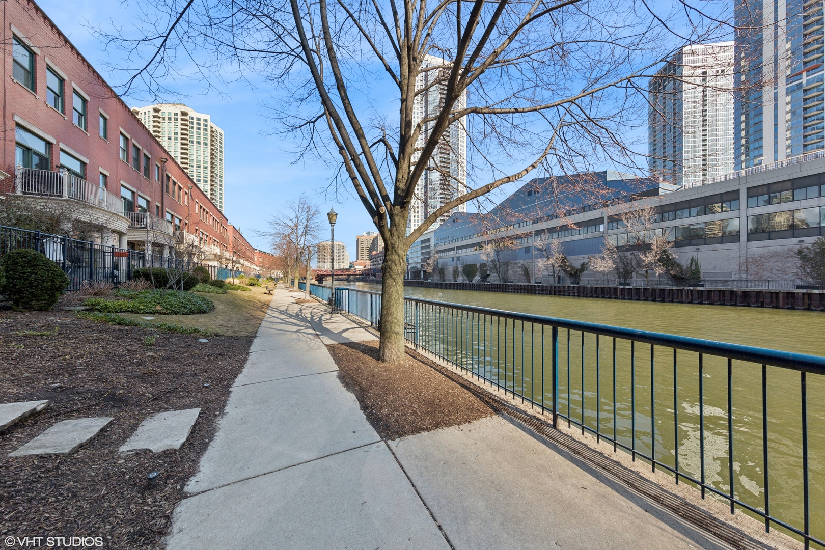 400 N Clinton Street Unit: 403