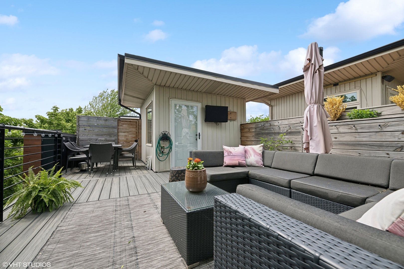 2038 W Willow Street Unit: D