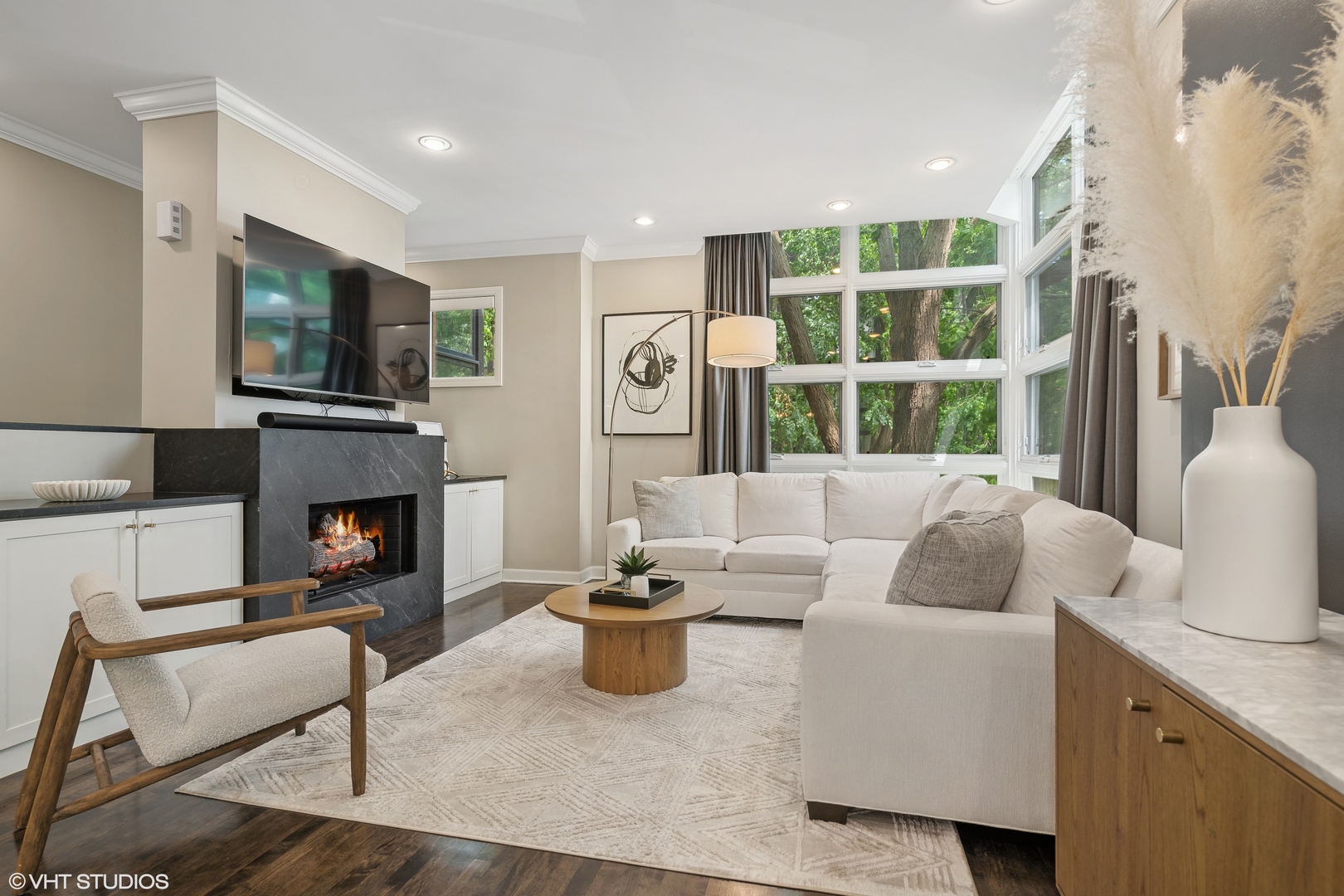 2038 W Willow Street Unit: D