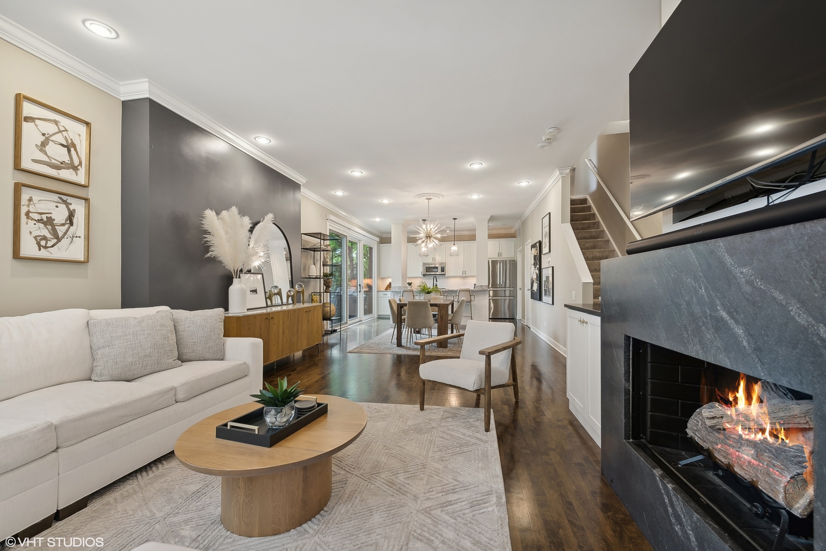 2038 W Willow Street Unit: D