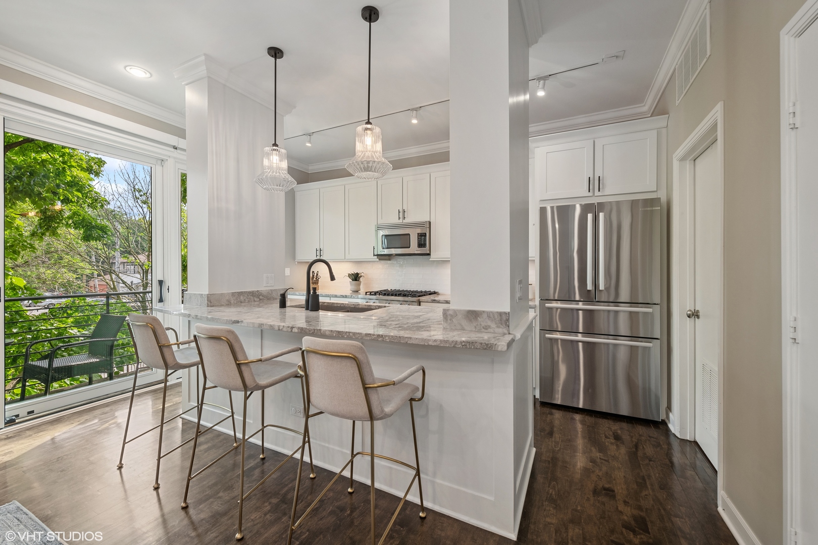 2038 W Willow Street Unit: D