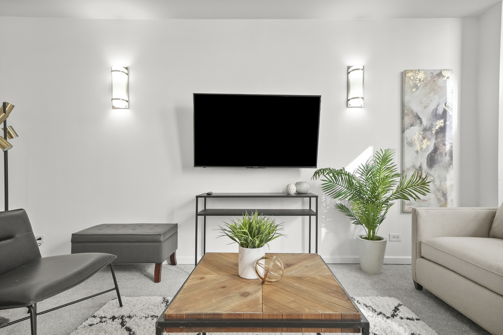 680 S Federal Street Unit: 203