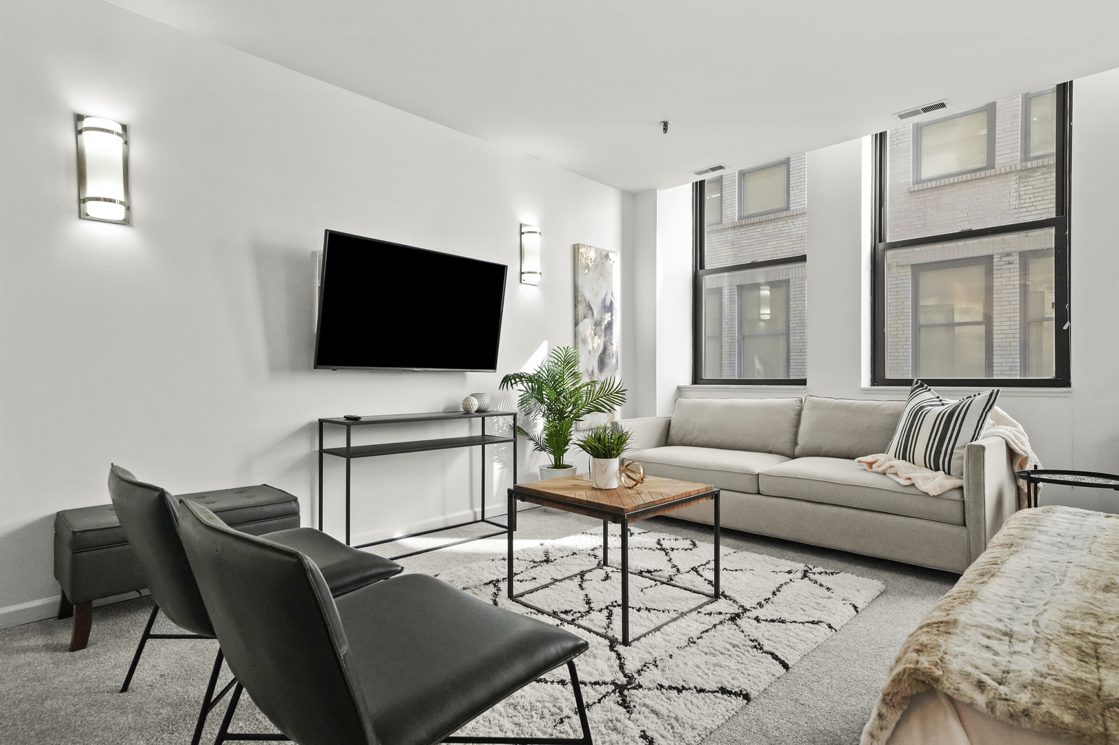 680 S Federal Street Unit: 203