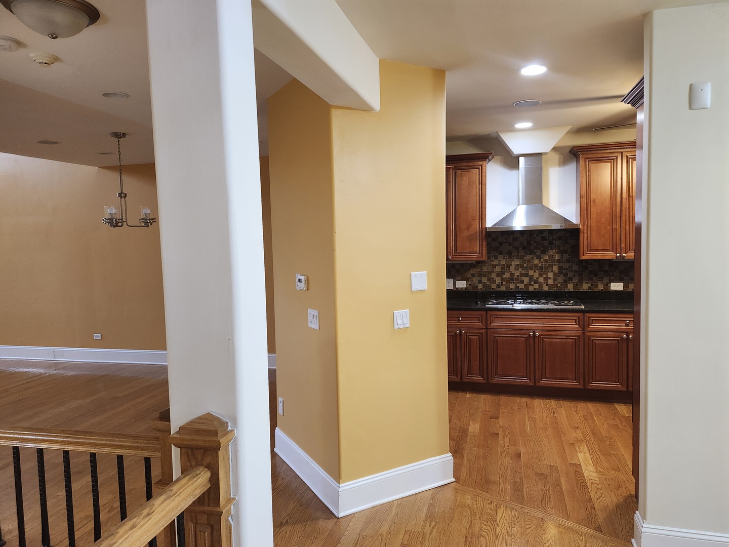 16W305 Shadow Creek Drive Unit: 305