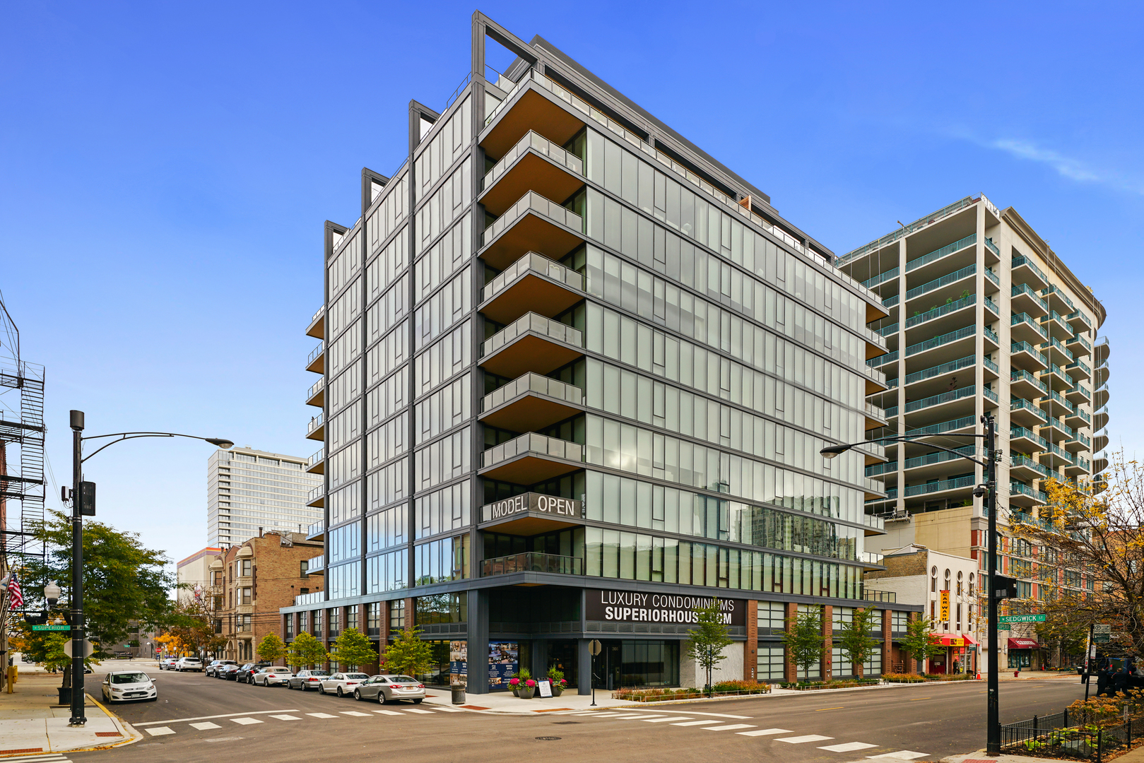 366 W Superior Street Unit: 303