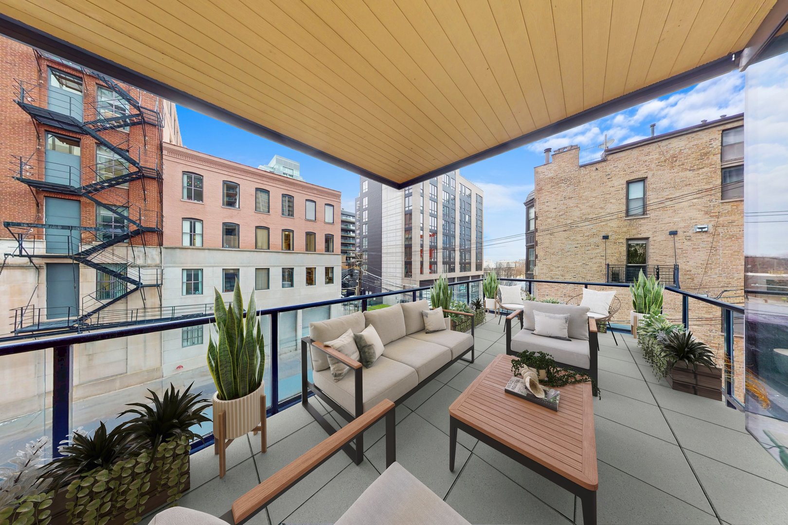 366 W Superior Street Unit: 303