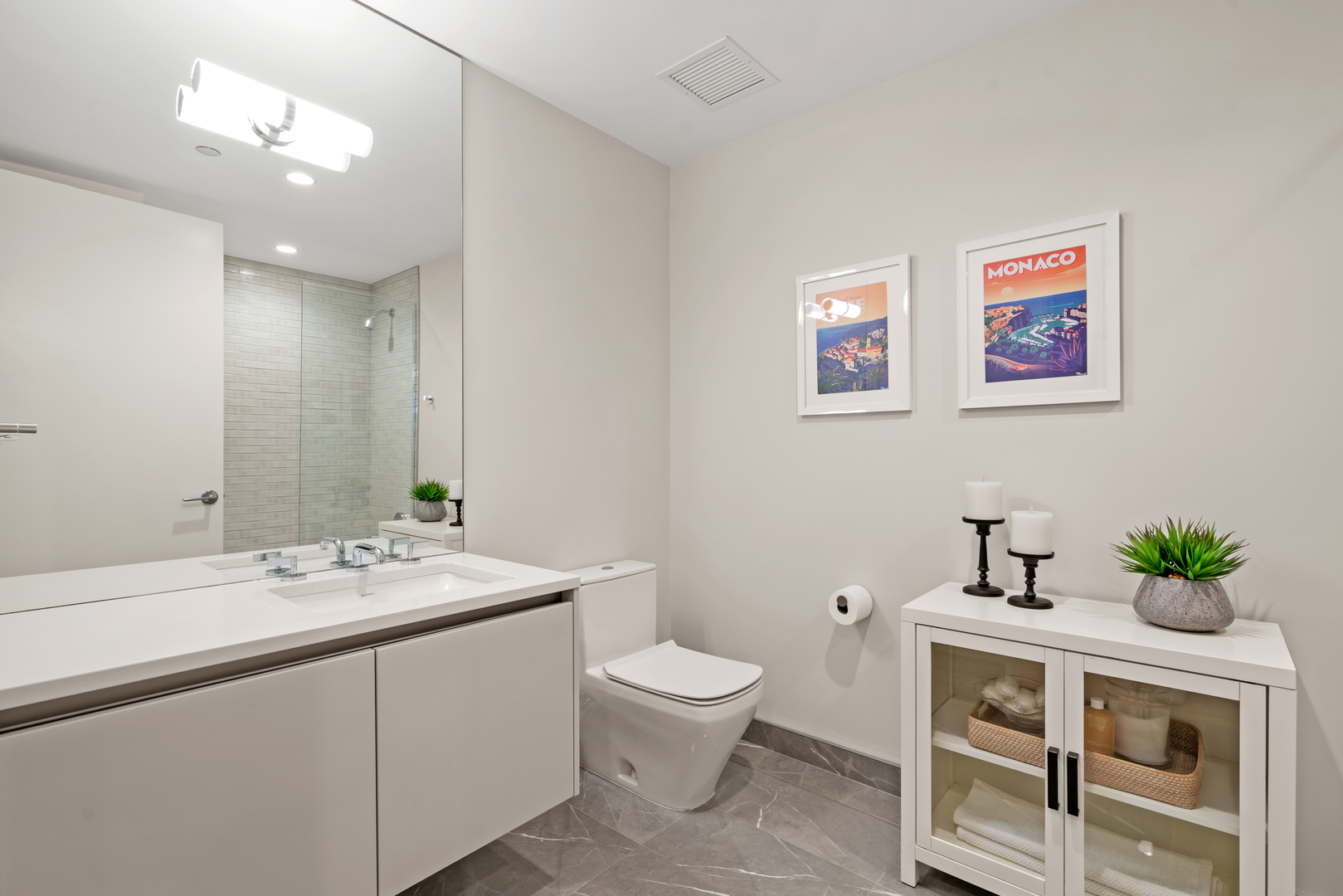 366 W Superior Street Unit: 303