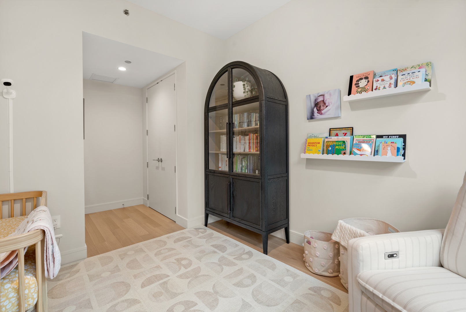 366 W Superior Street Unit: 303