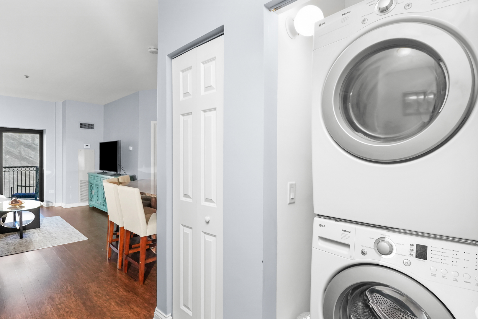 8 W Monroe Street Unit: 1109