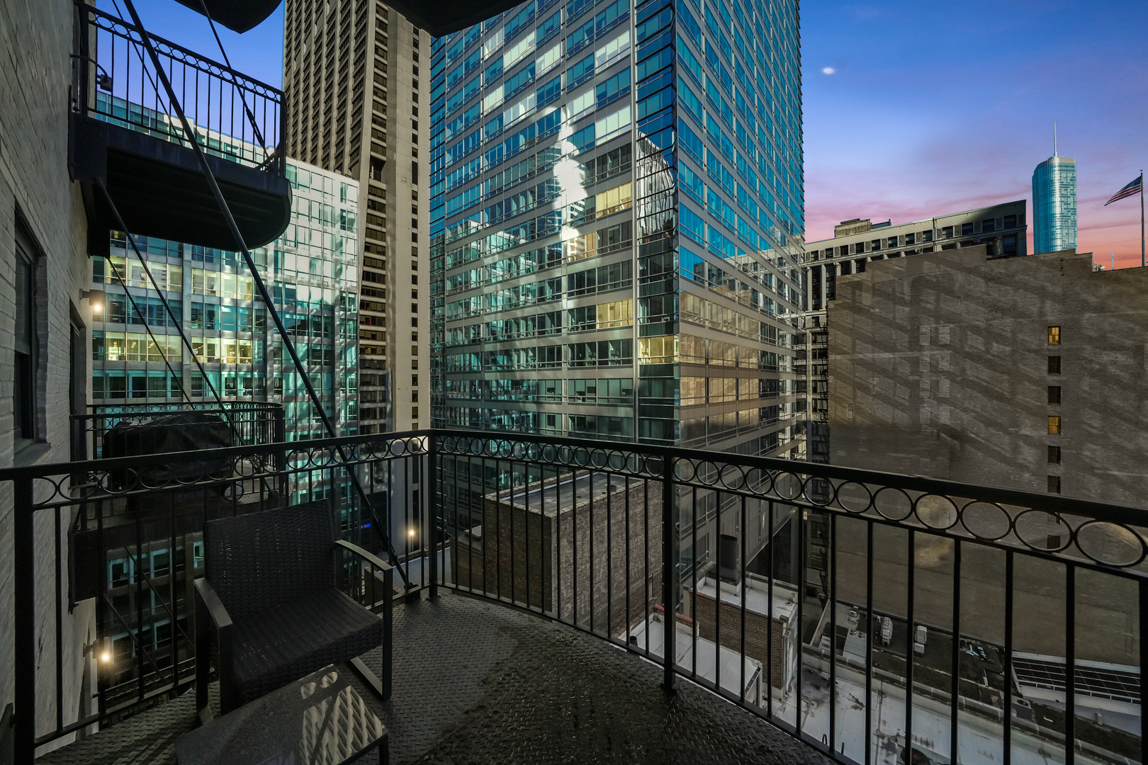 8 W Monroe Street Unit: 1109