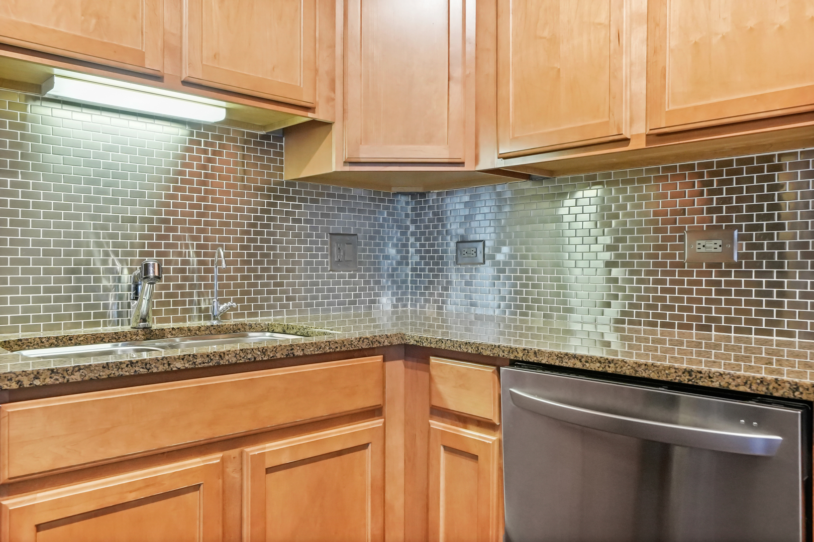 8 W Monroe Street Unit: 1109