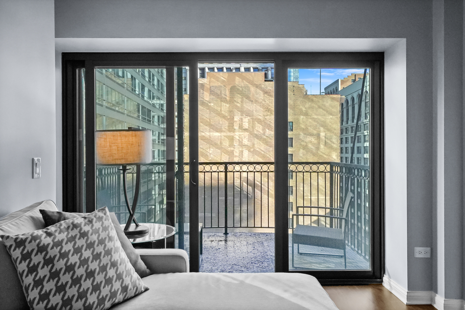 8 W Monroe Street Unit: 1109