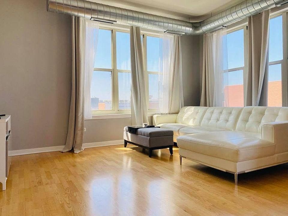 1228 W MONROE Street Unit: 501