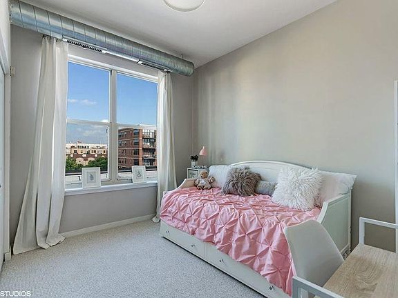 1228 W MONROE Street Unit: 501