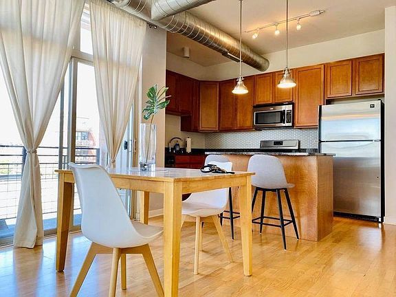 1228 W MONROE Street Unit: 501