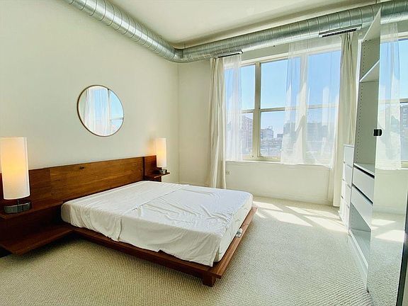 1228 W MONROE Street Unit: 501