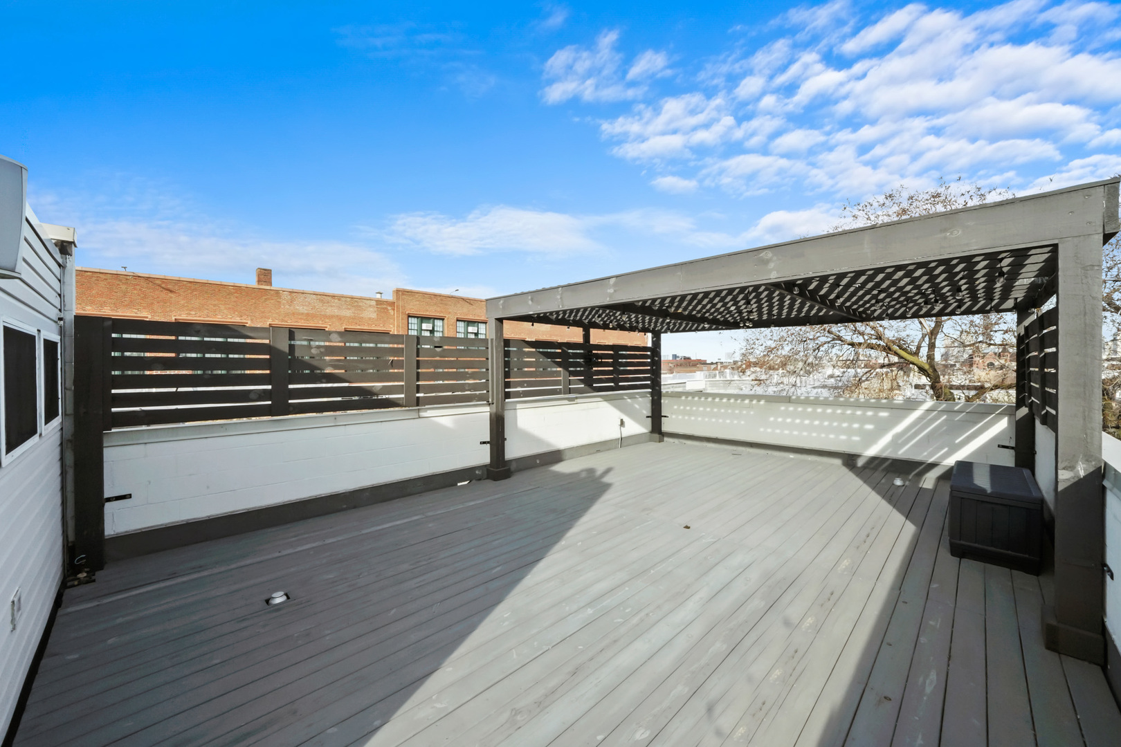 879 N Marshfield Avenue Unit: 3