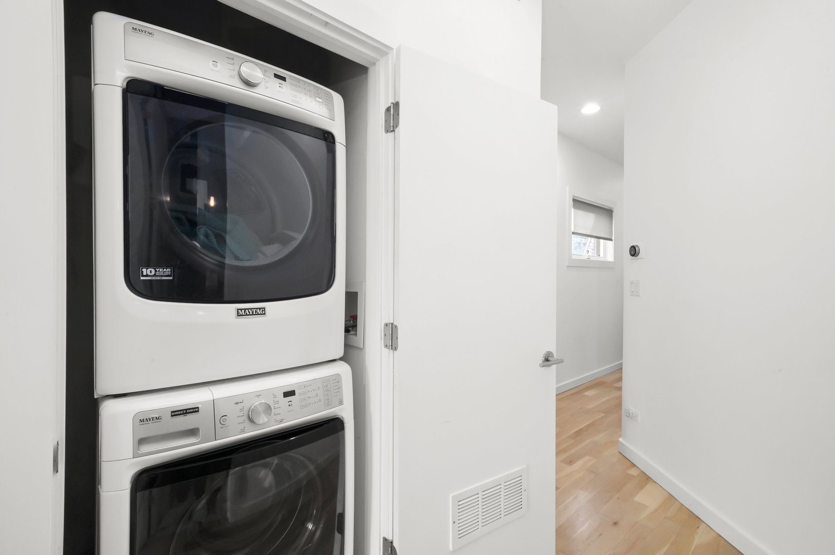 879 N Marshfield Avenue Unit: 3
