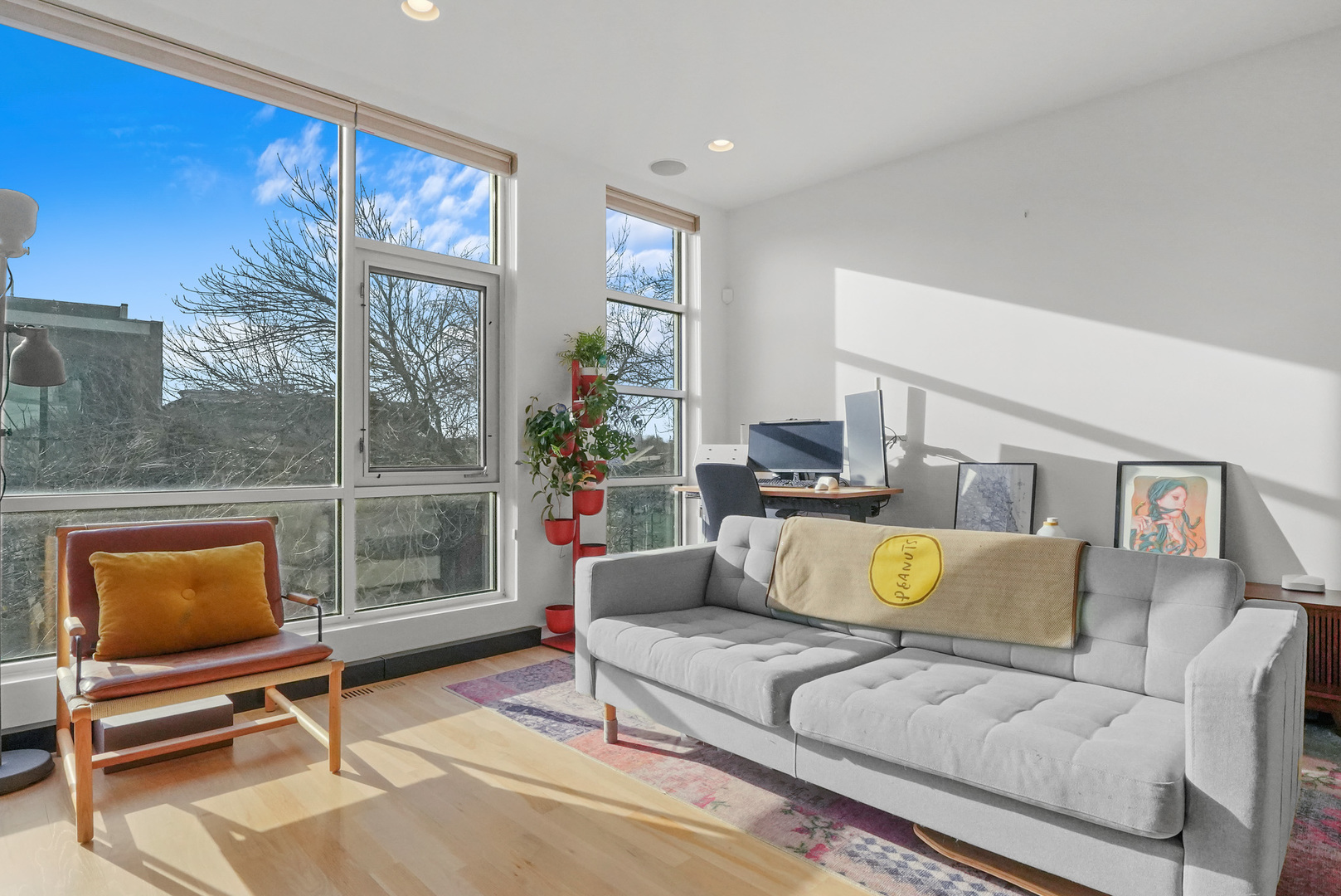 879 N Marshfield Avenue Unit: 3
