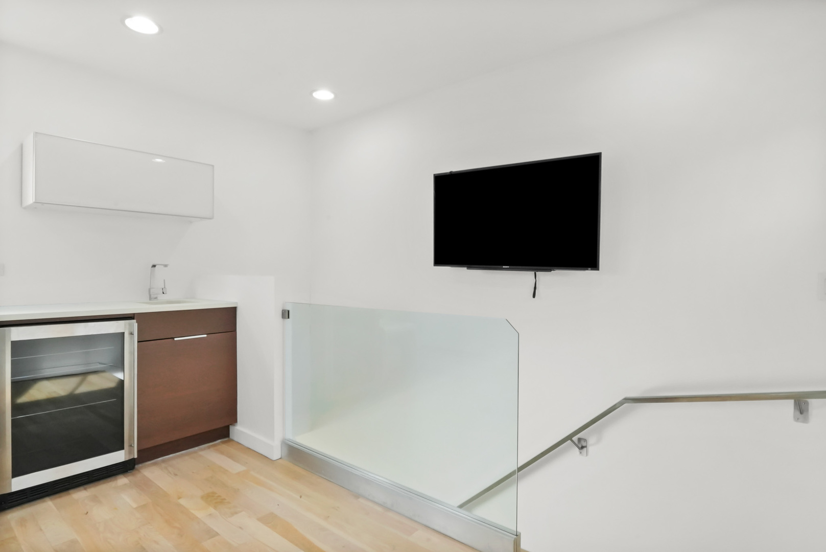 879 N Marshfield Avenue Unit: 3