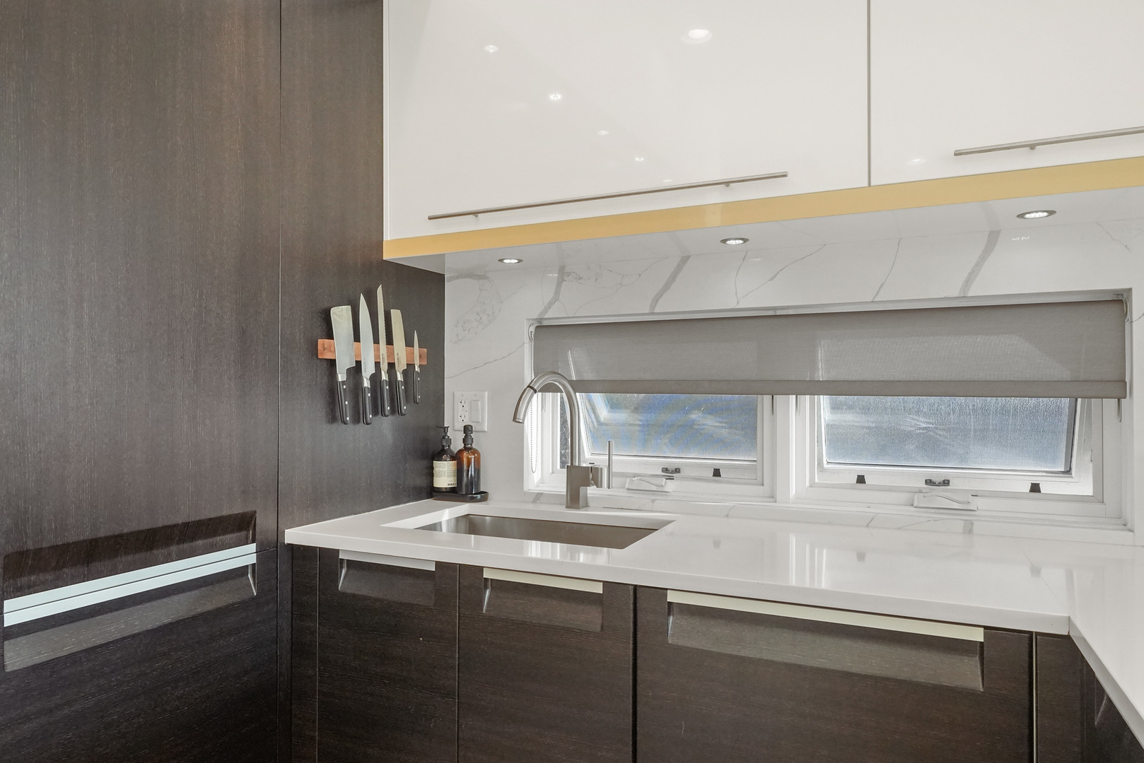 879 N Marshfield Avenue Unit: 3
