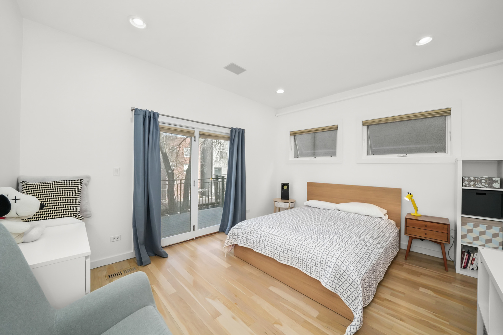 879 N Marshfield Avenue Unit: 3