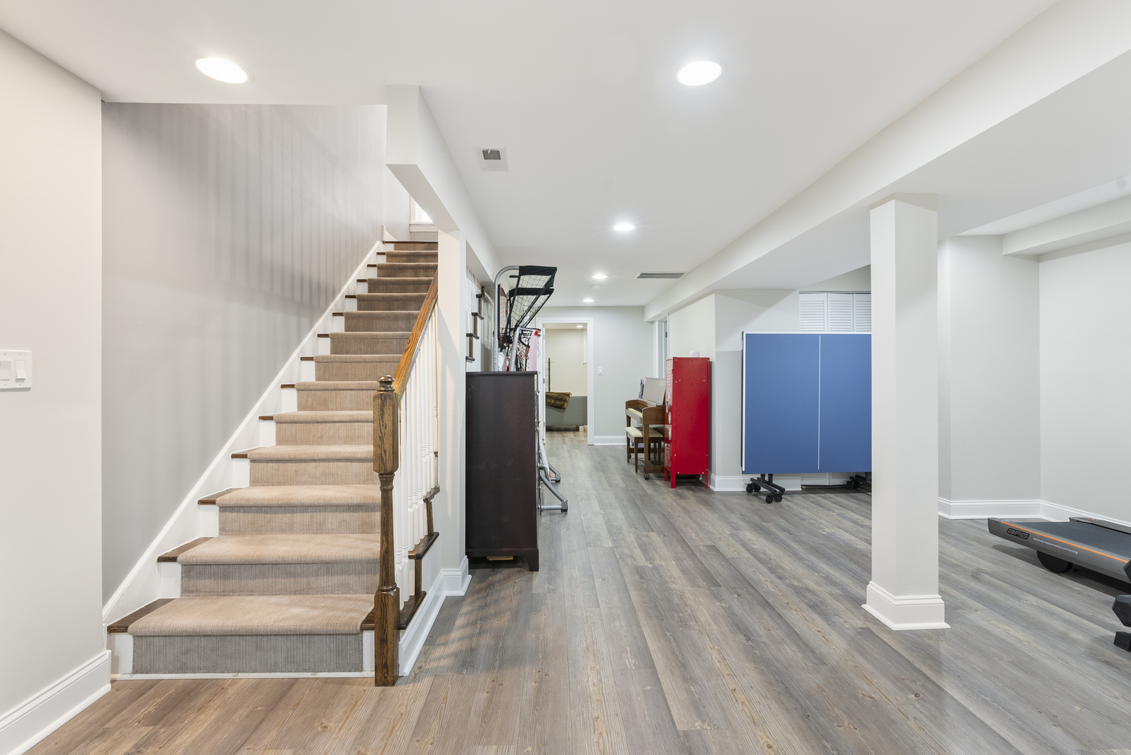 1541 W Addison Street