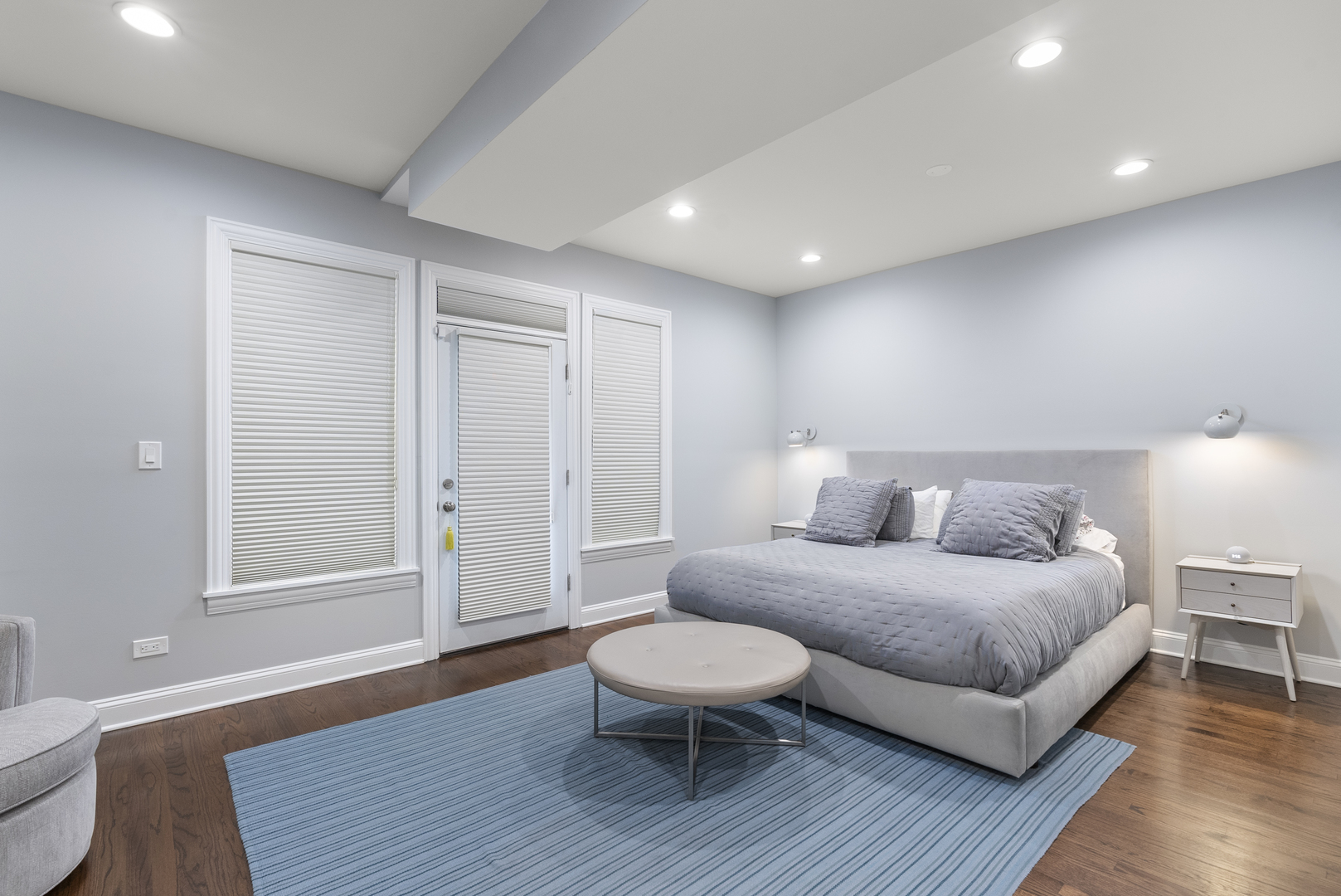 1541 W Addison Street