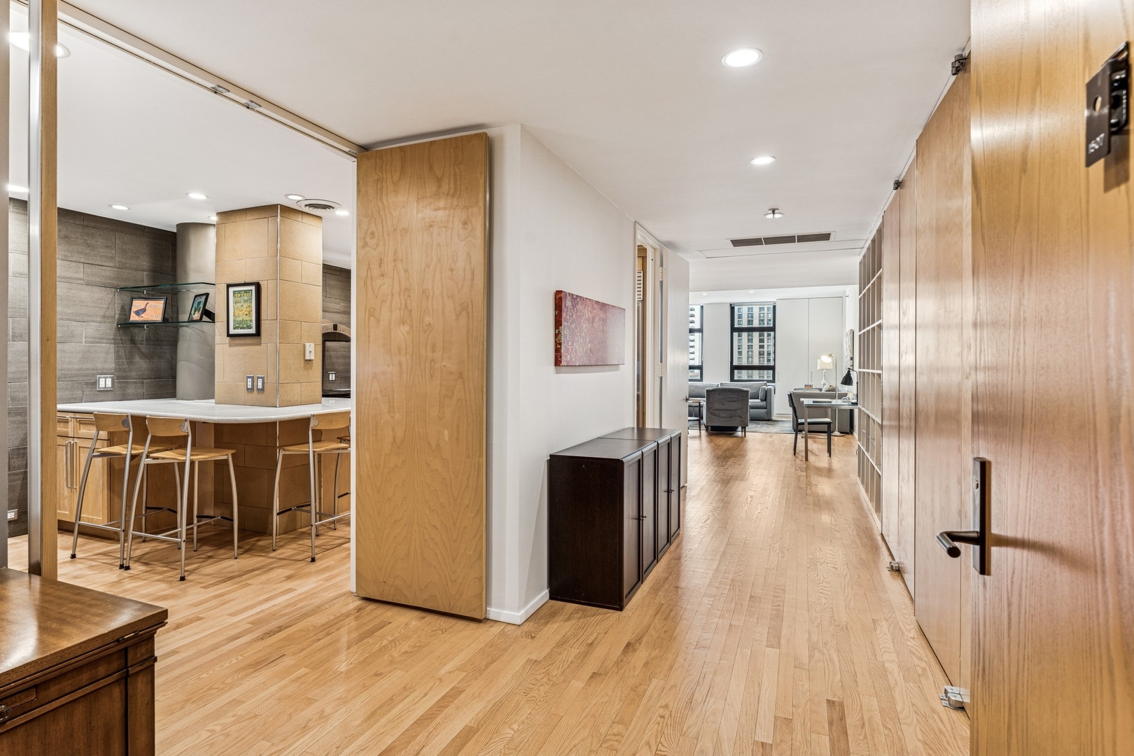 680 N Lake Shore Drive Unit: 1507