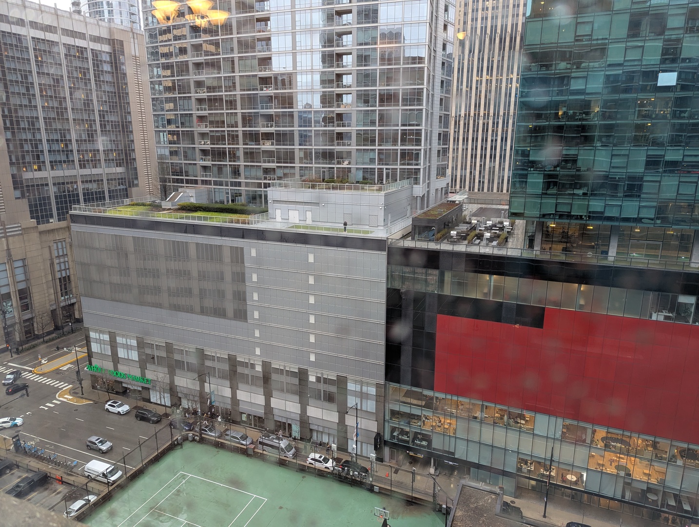 211 E Ohio Street Unit: 2017