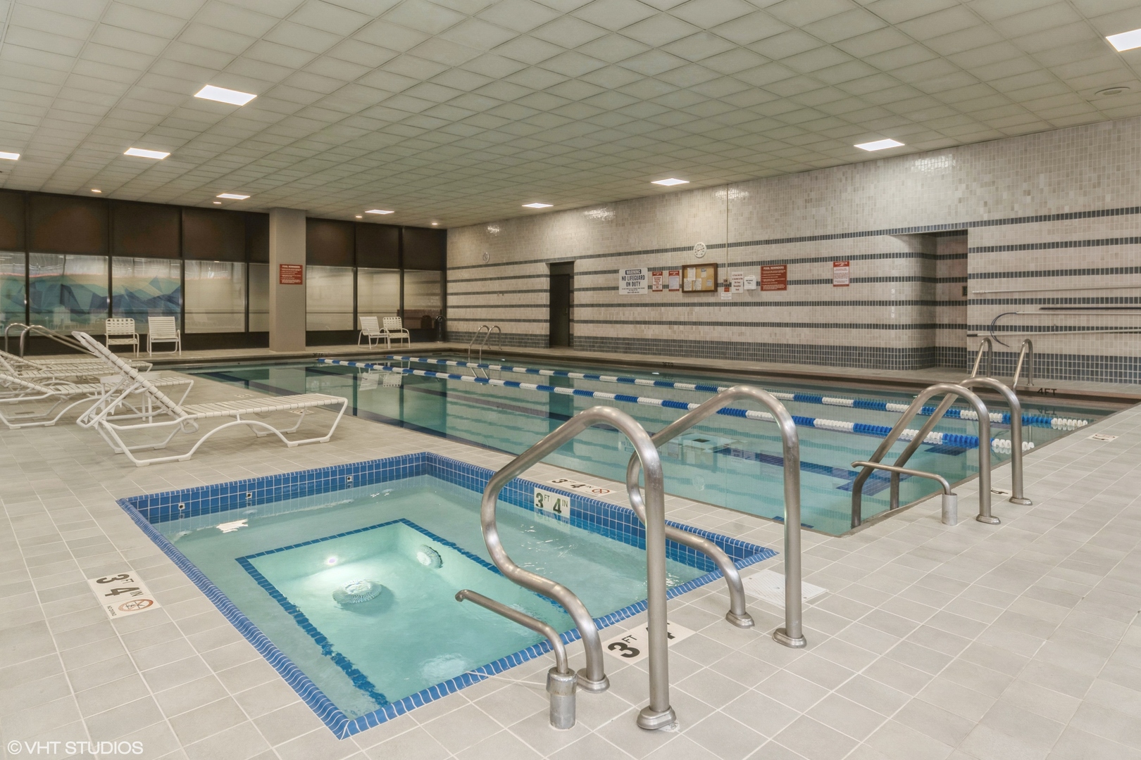 211 E Ohio Street Unit: 2017