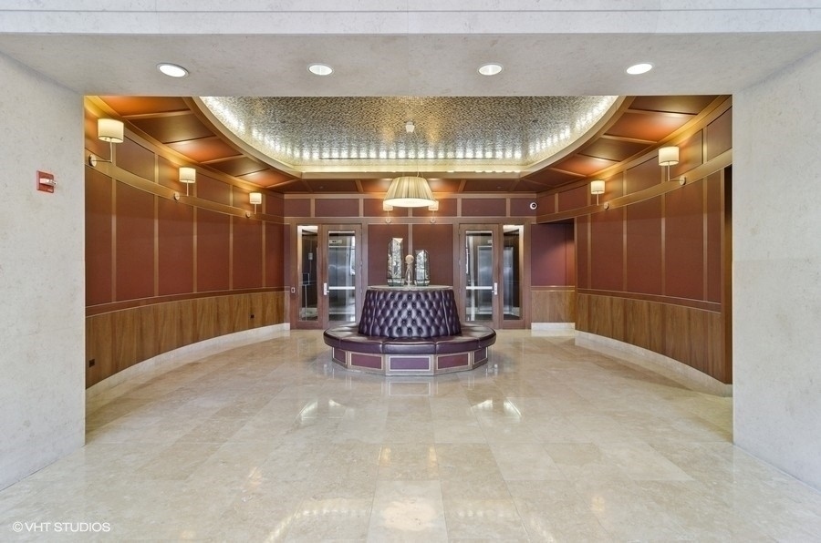 849 N Franklin Street Unit: 1219