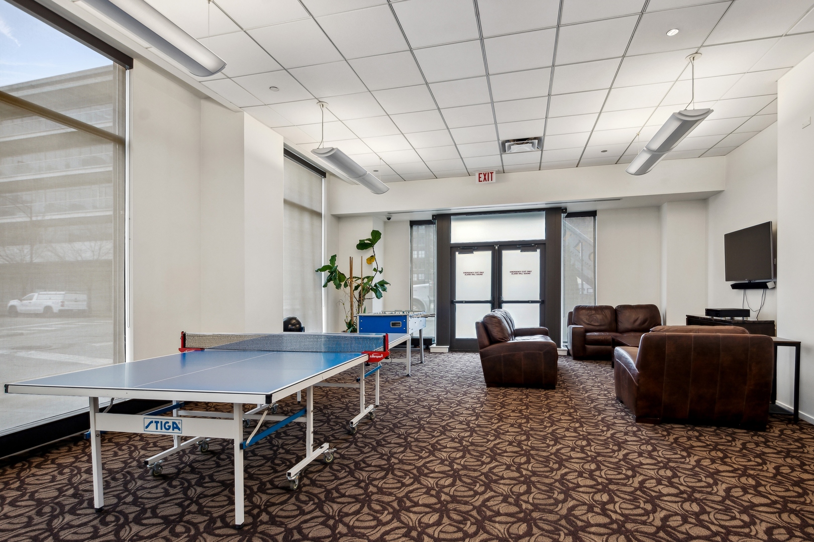 849 N Franklin Street Unit: 1219