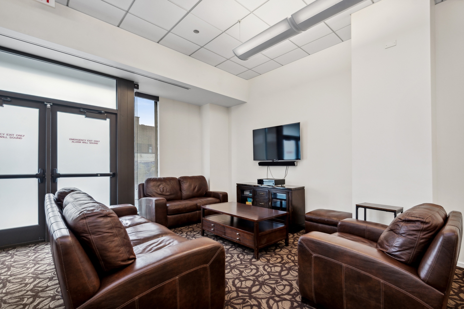 849 N Franklin Street Unit: 1219