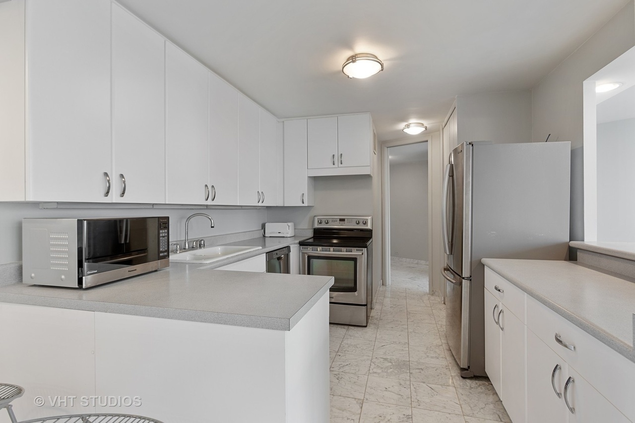 505 N Lake Shore Drive Unit: 1818