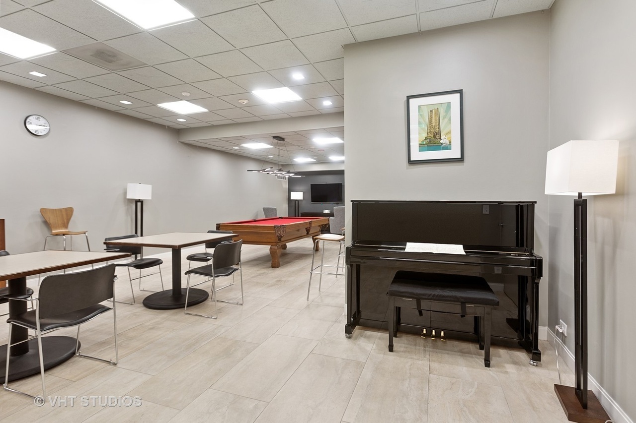 505 N Lake Shore Drive Unit: 1818