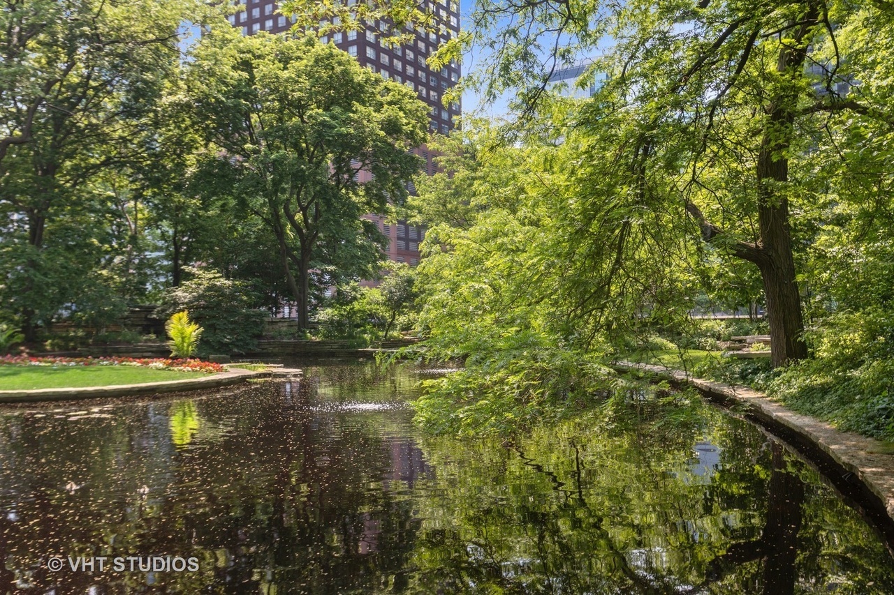 505 N Lake Shore Drive Unit: 1818