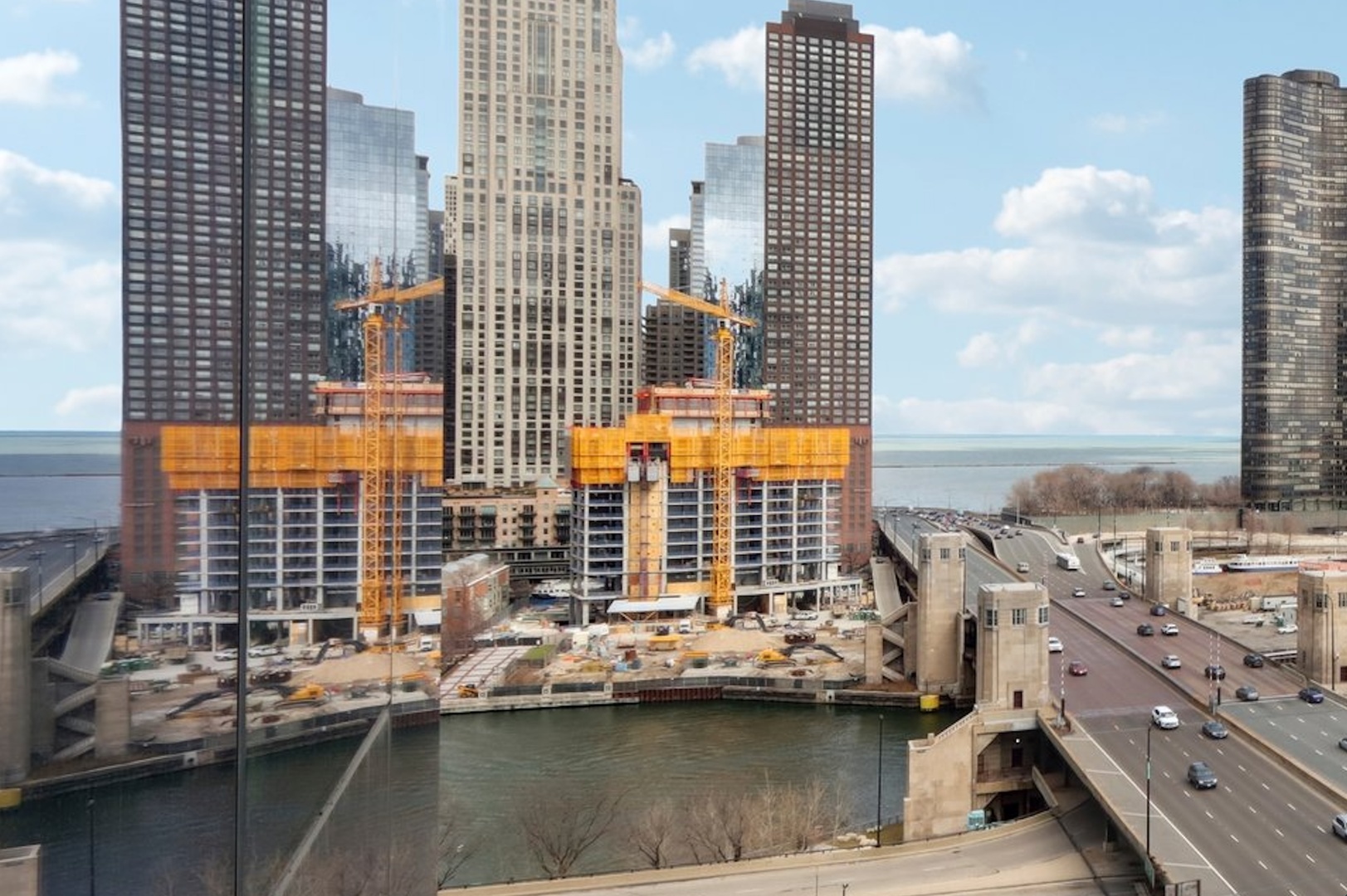 211 N Harbor Drive Unit: 1008