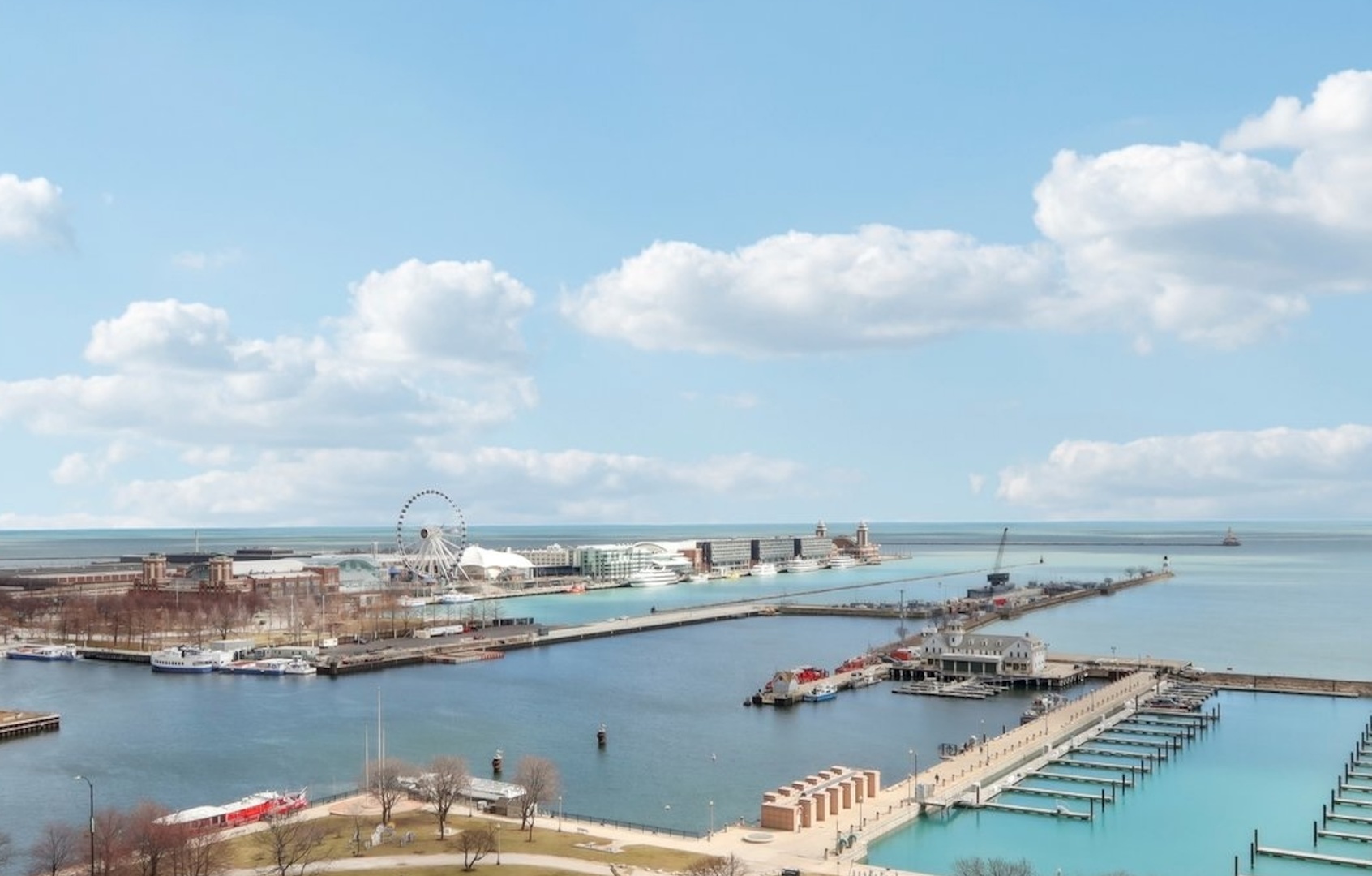 211 N Harbor Drive Unit: 1008