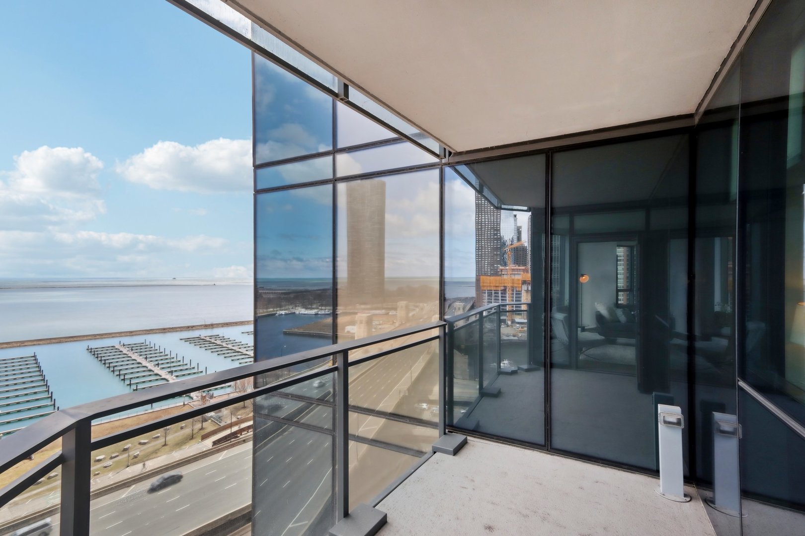 211 N Harbor Drive Unit: 1008