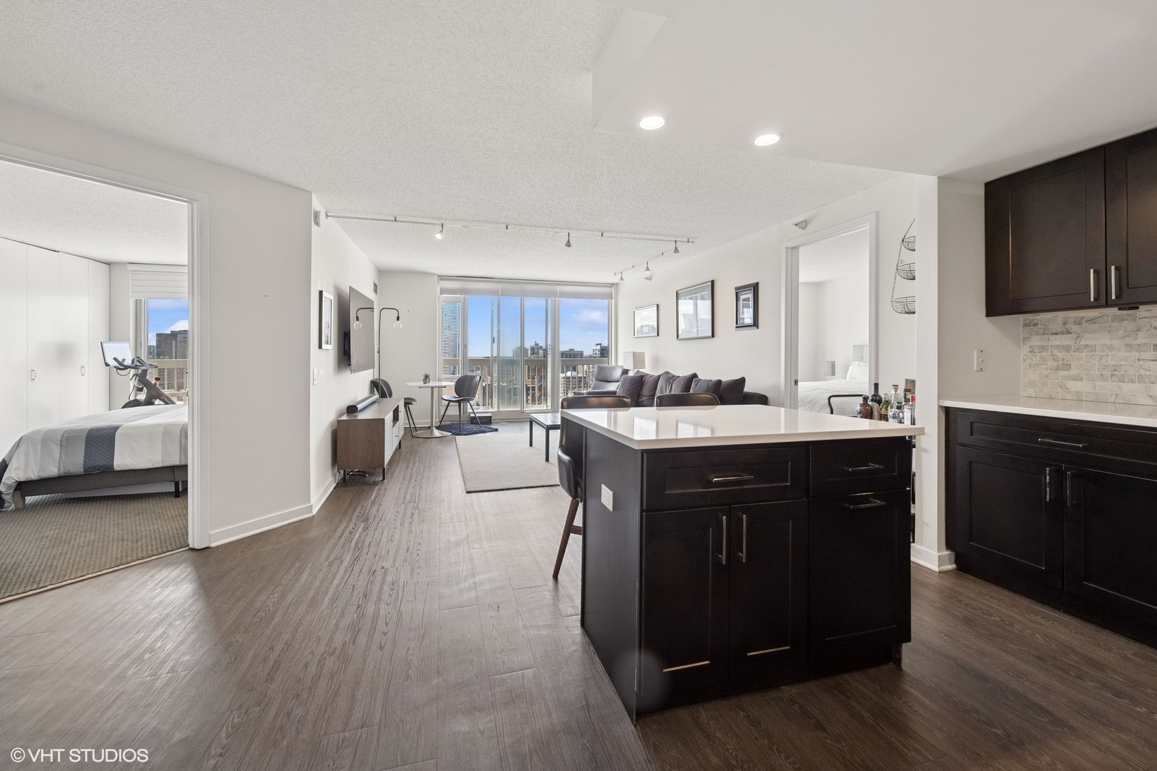 545 N Dearborn Street Unit: 2311